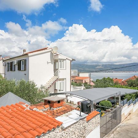 Apartments By The Sea Slatine, Ciovo - 6000 Exteriör bild