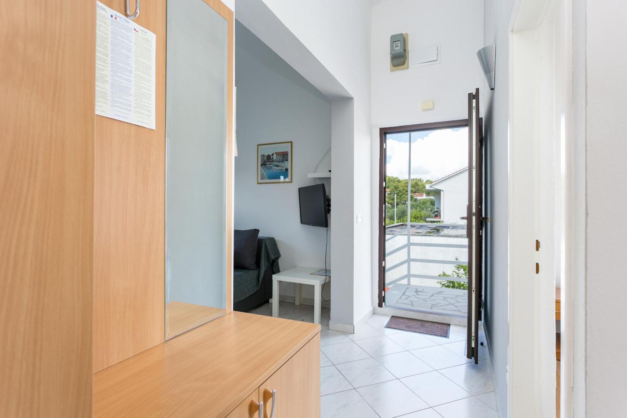 Apartments By The Sea Slatine, Ciovo - 6000 Exteriör bild