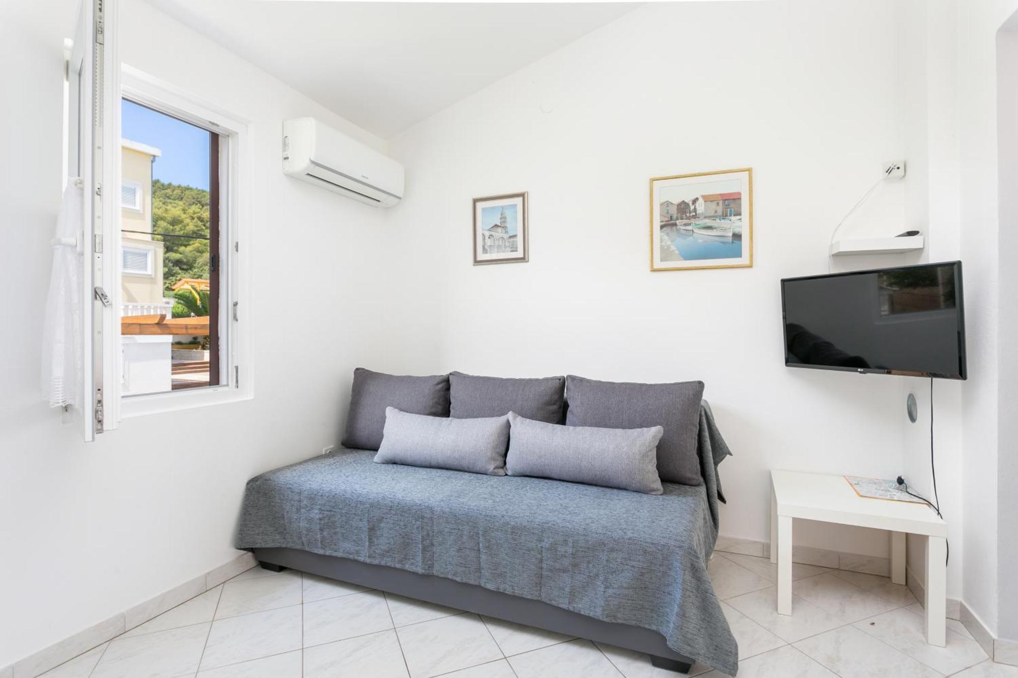 Apartments By The Sea Slatine, Ciovo - 6000 Exteriör bild